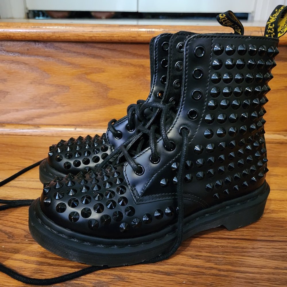 Dr. Martens rare black spike boots size EU37 UK4